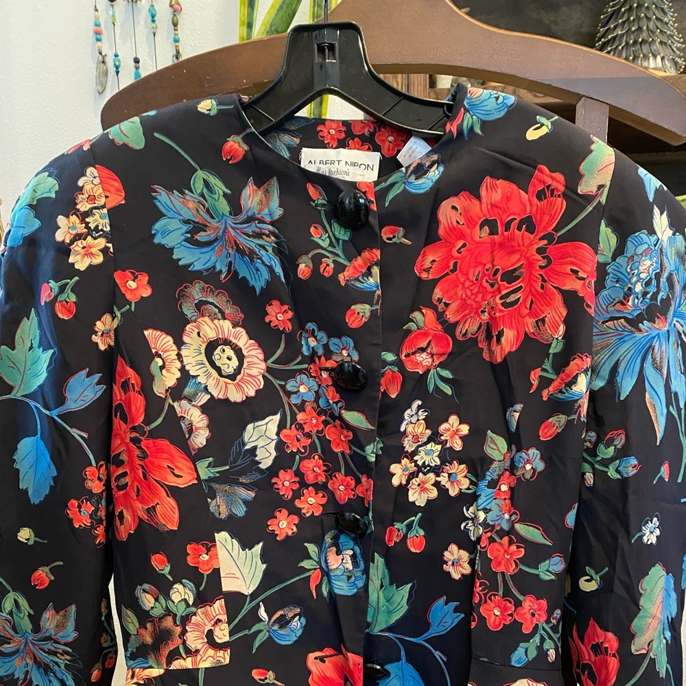 Albert Nipon Vintage Jacket - 100 Silk